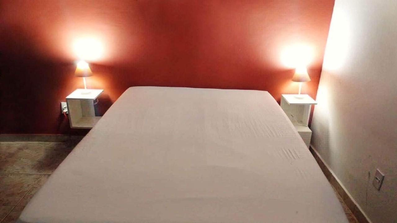 100 Mts Praia Roupa Cama Toalha Banho Wi-Fi Ar Condicionado Portaria 24 Horas ซันโตส ภายนอก รูปภาพ